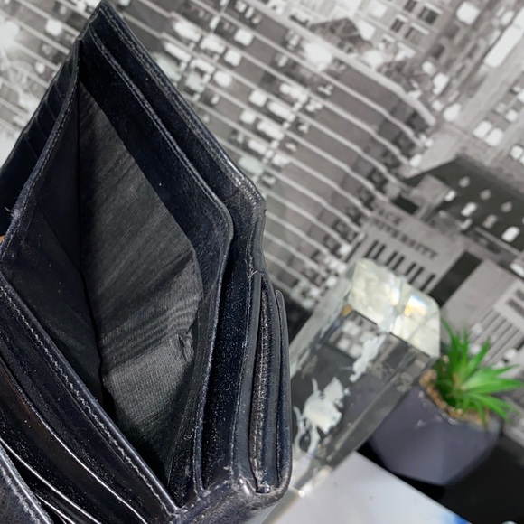 Authentic 🖤 Gucci Denim Wallet - Picture 9 of 13